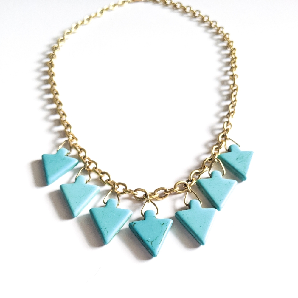 Turquoise Stone Arrow & Matte Gold Chain Necklace